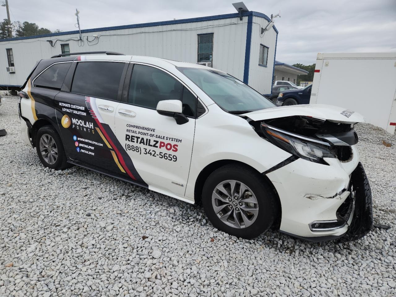 2021 Toyota Sienna Xle - Фото 4
