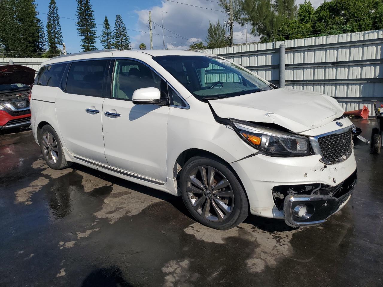 2017 Kia Sedona Sxl - Фото 7