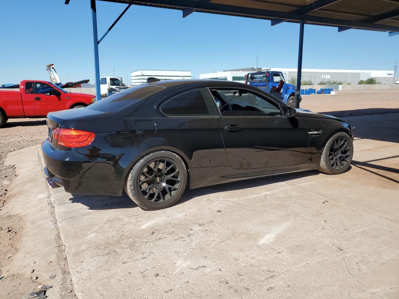 2010 BMW M3 - Фото 3