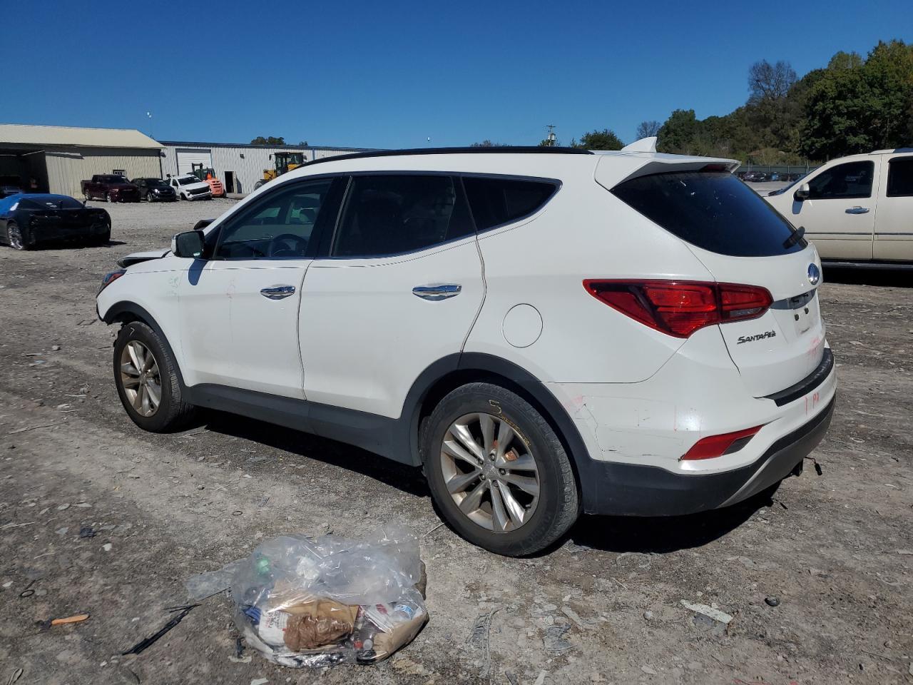 2017 Hyundai Santa Fe Sport - Image 2