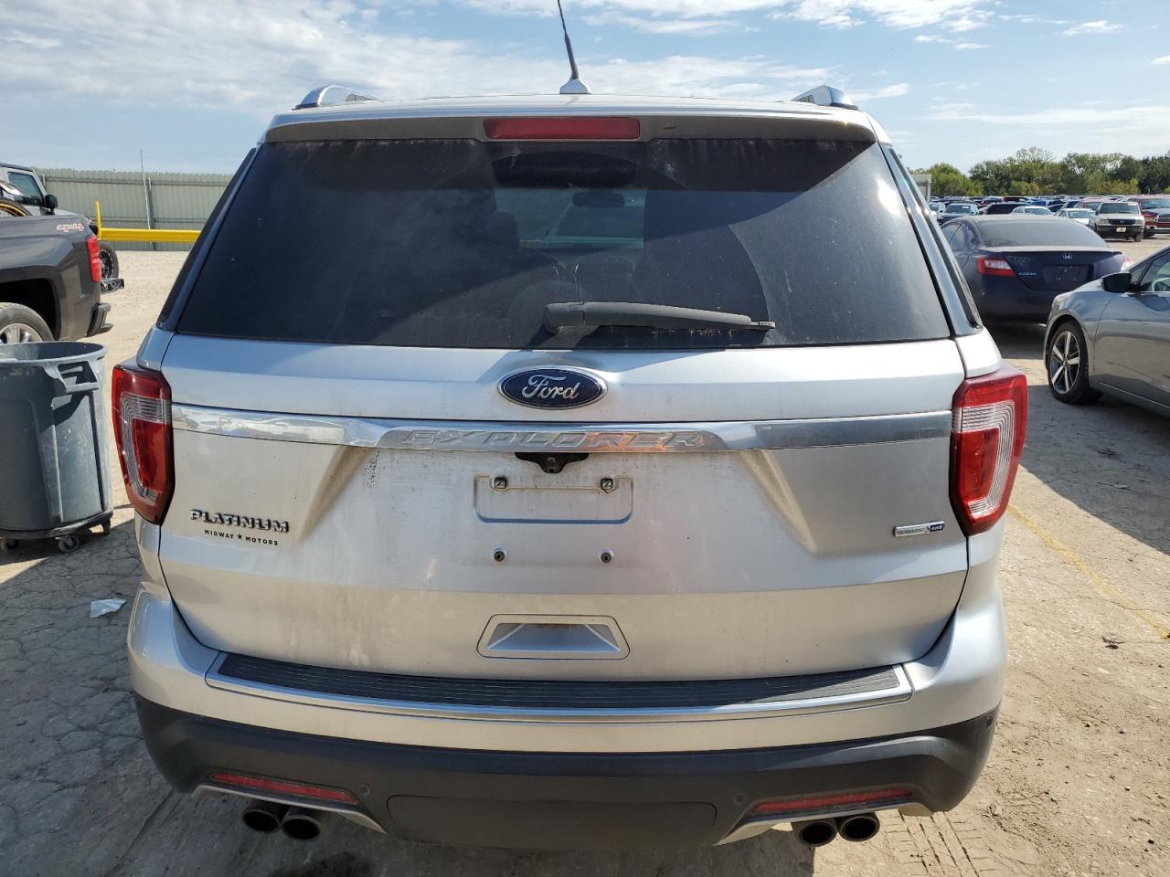 2018 Ford Explorer Platinum - Фото 6