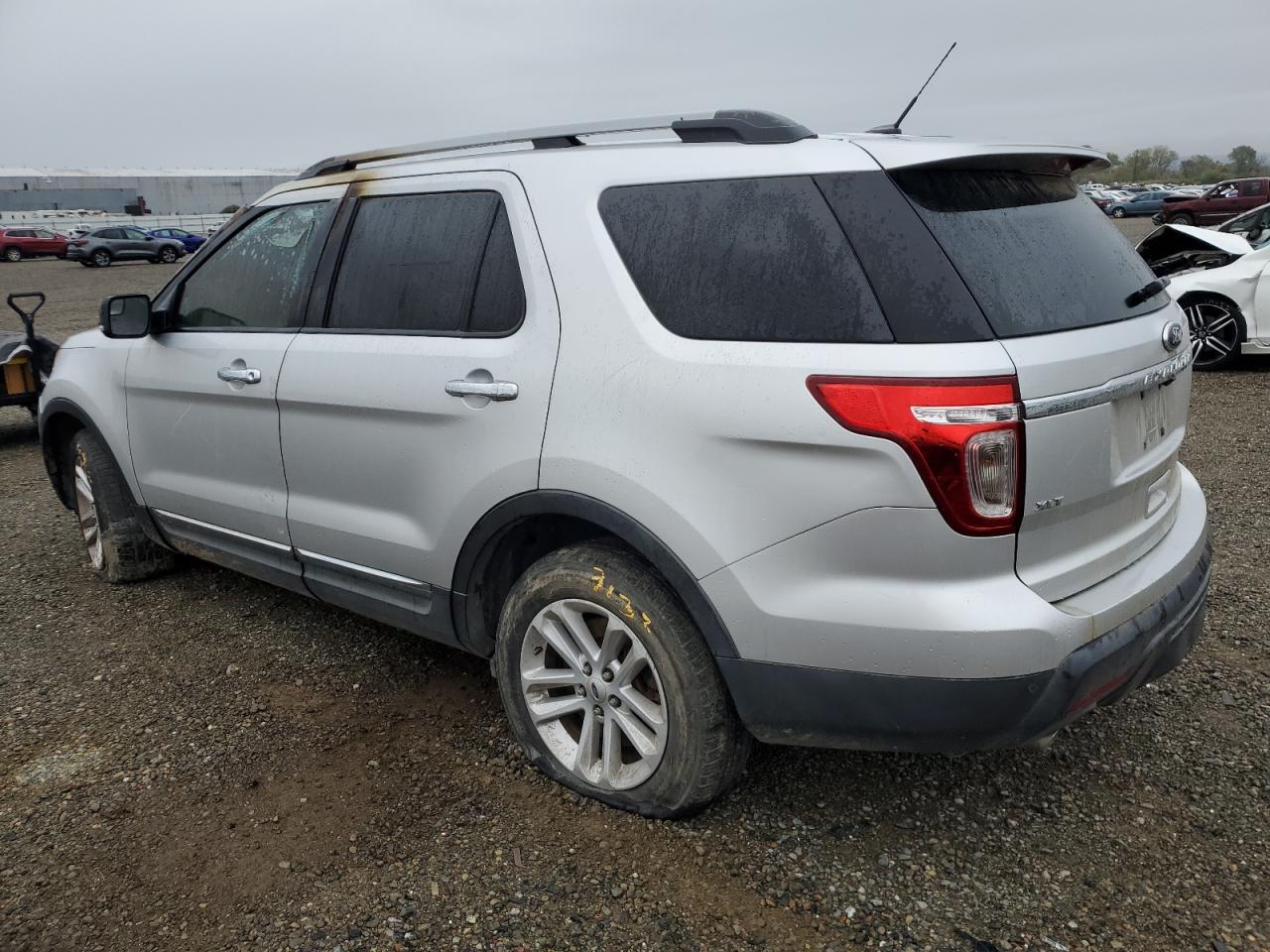 2013 Ford Explorer Xlt - Image 2