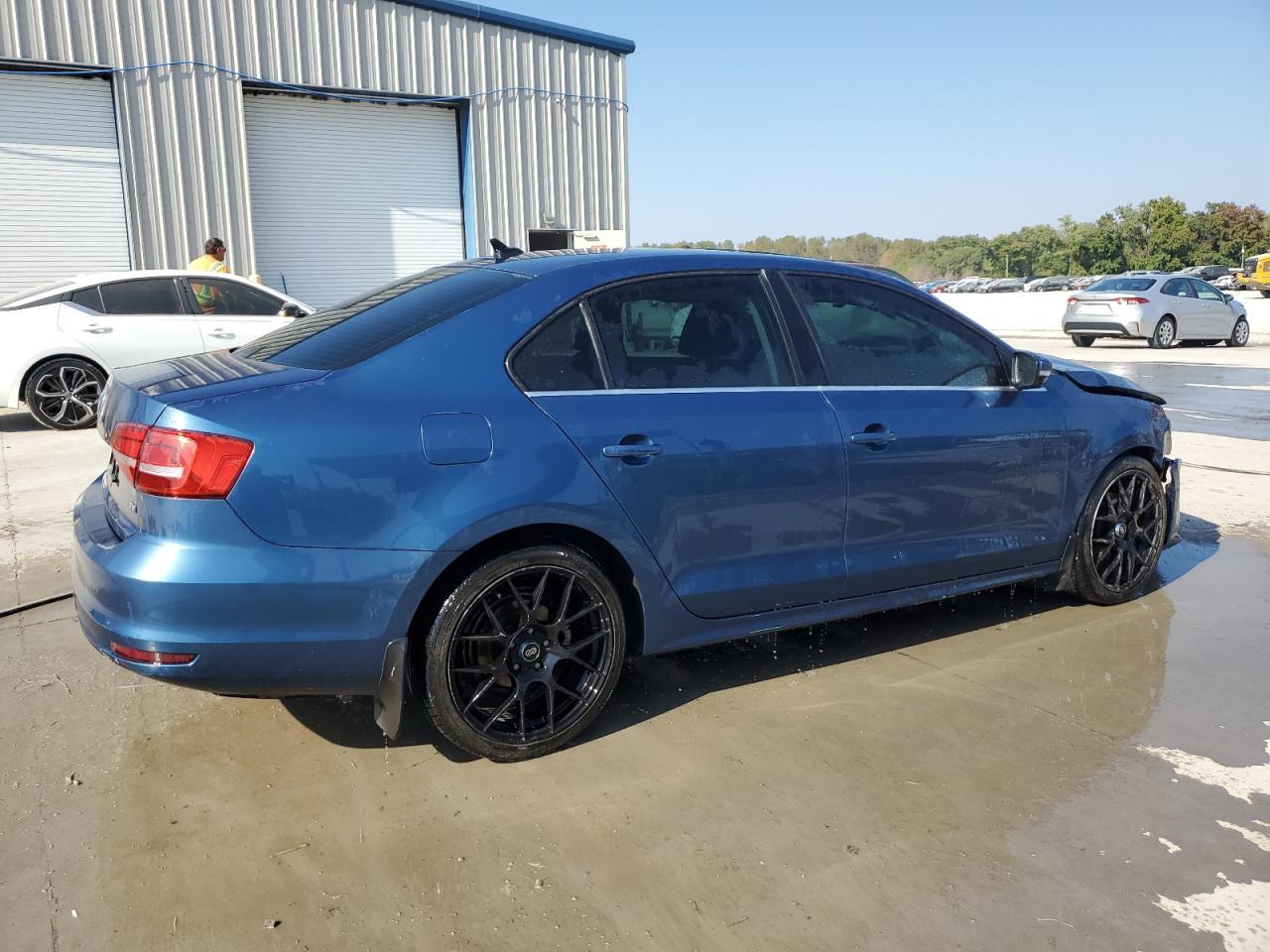2015 Volkswagen Jetta Tdi - Image 3