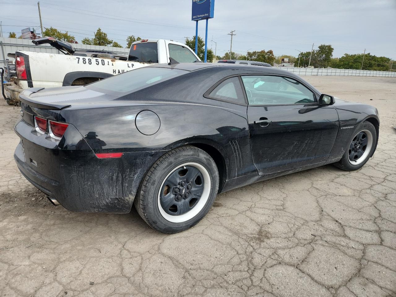2013 Chevrolet Camaro Ls - Фото 3