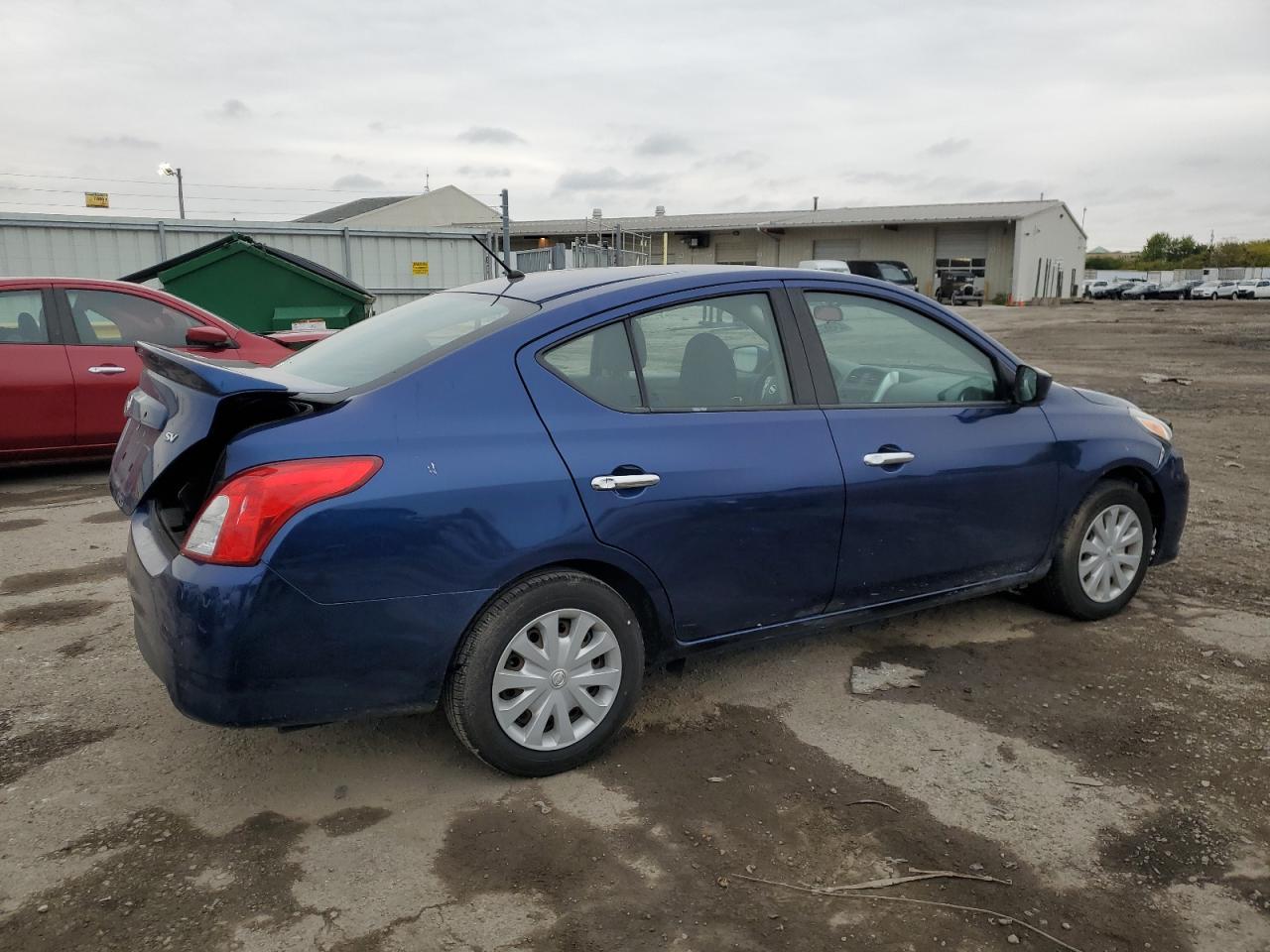 2018 Nissan Versa S - Image 3