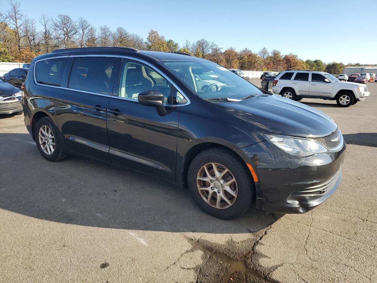 2020 Chrysler Voyager Lxi - Фото 4