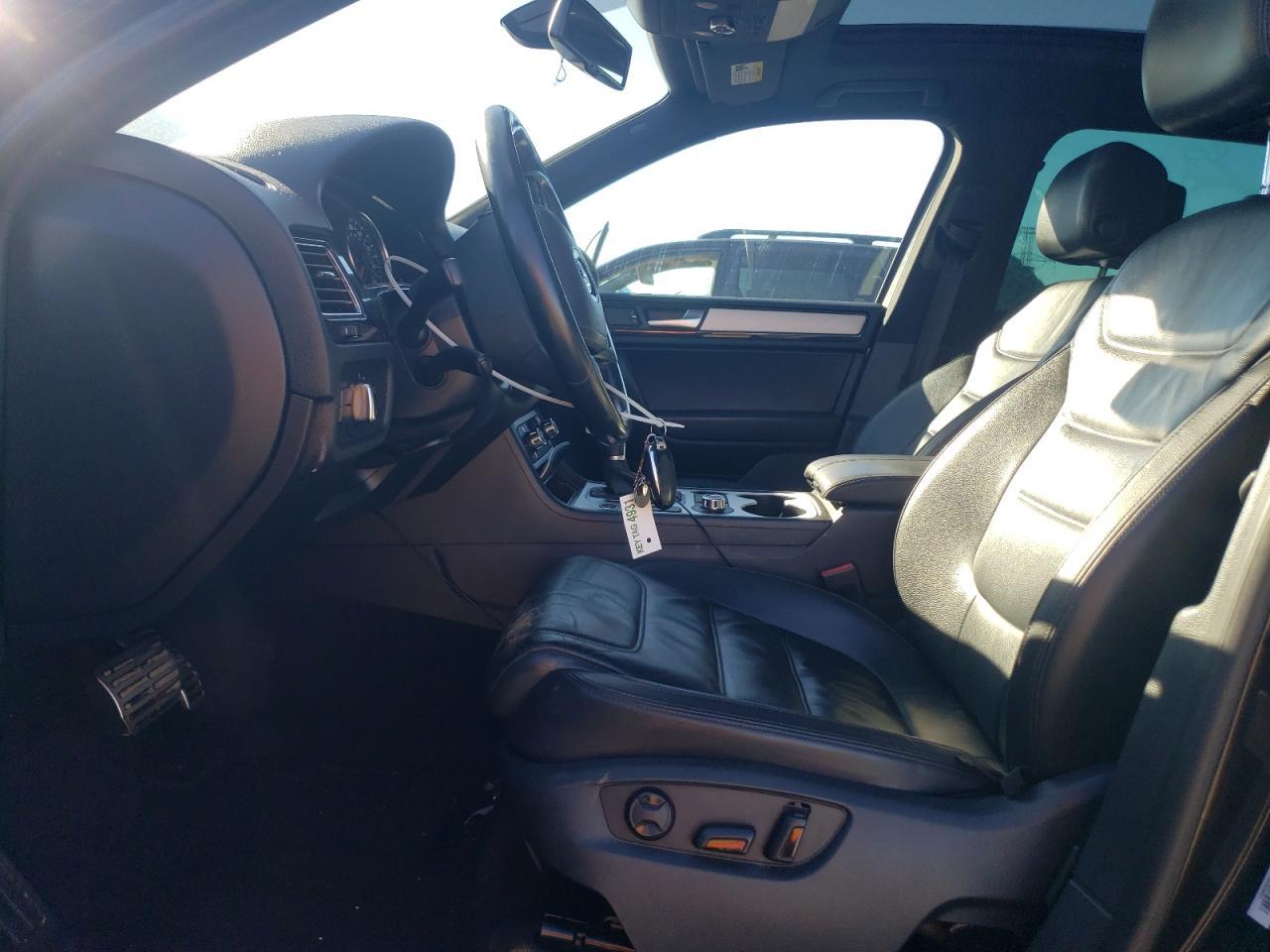 2014 Volkswagen Touareg V6 - Фото 7