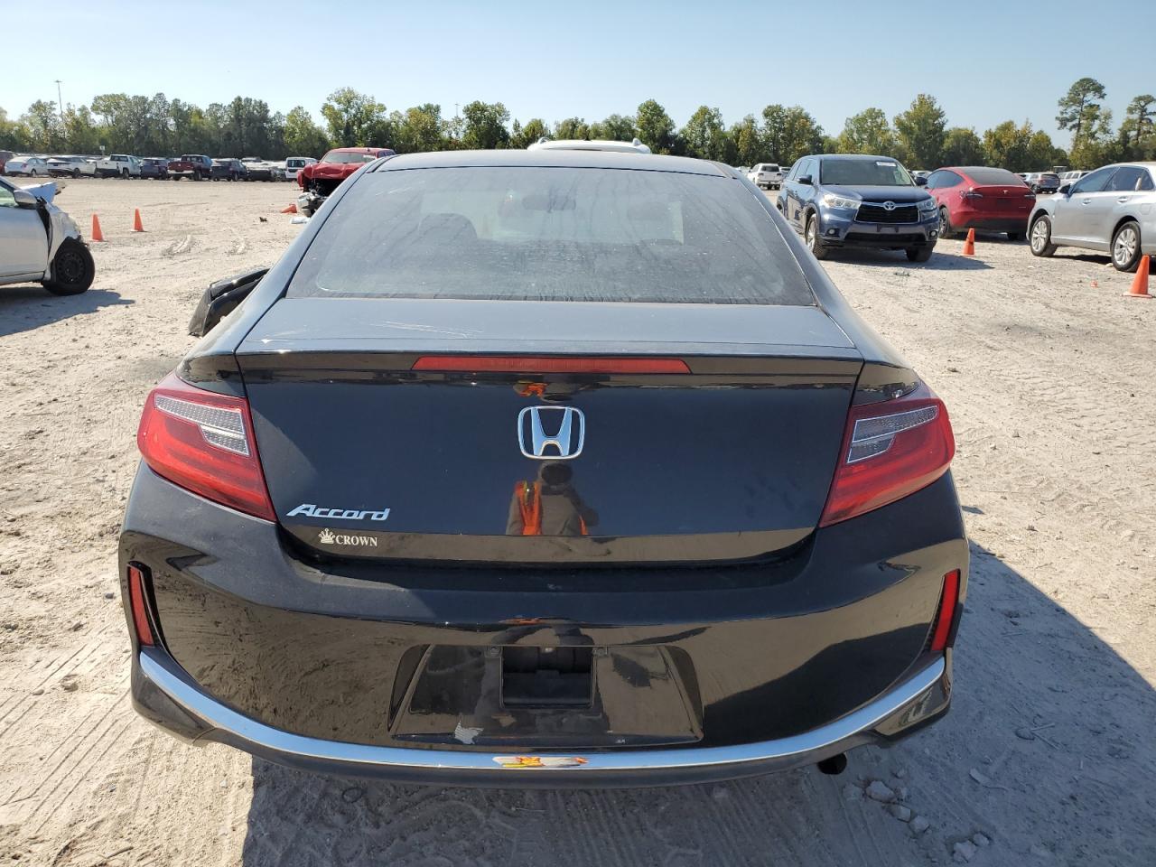 2017 Honda Accord Lx-S - Фото 6