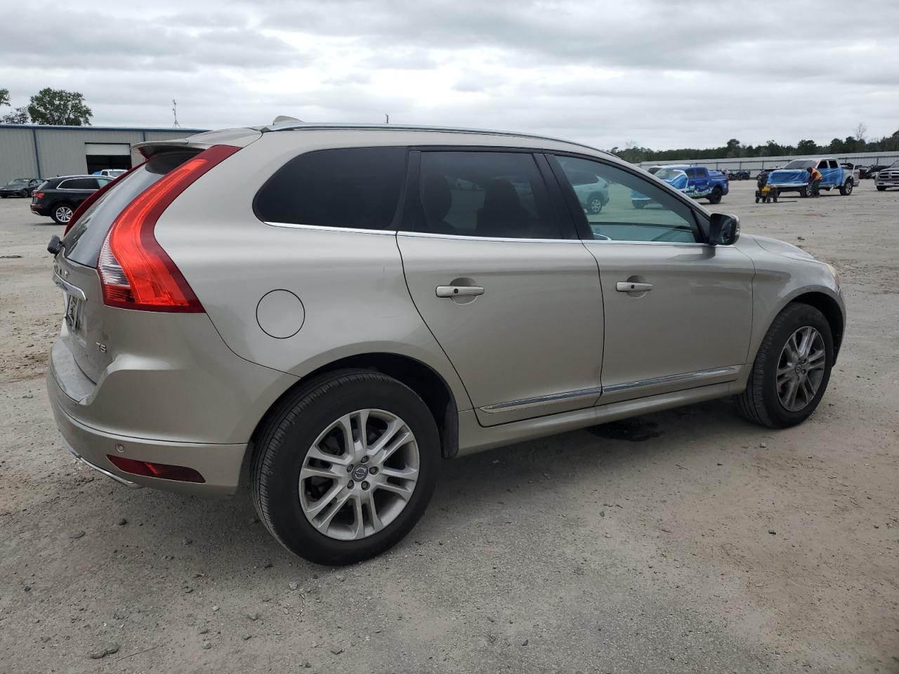 2016 Volvo Xc60 T5 Premier - Фото 3