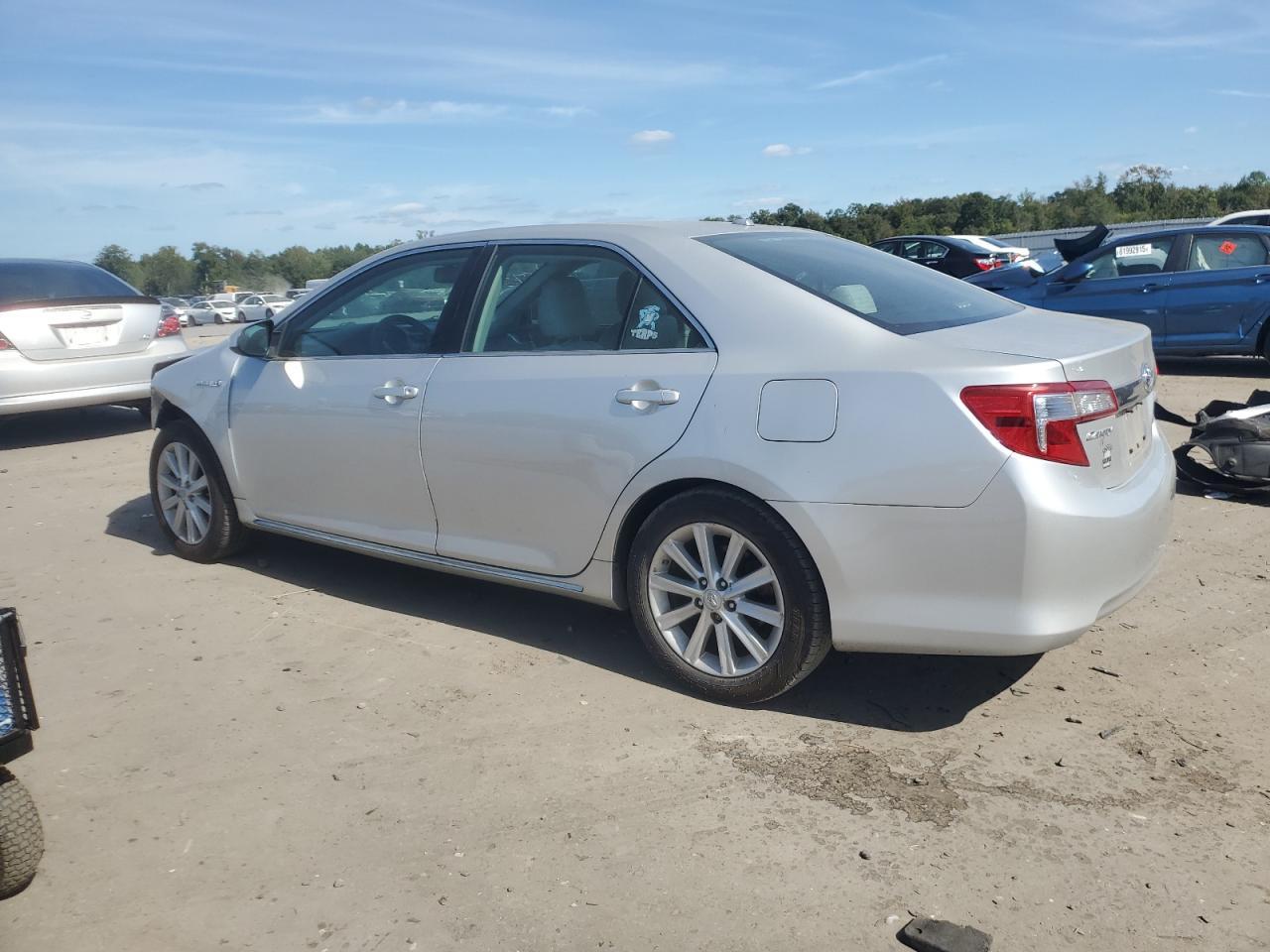 2012 Toyota Camry Hybrid - Фото 2