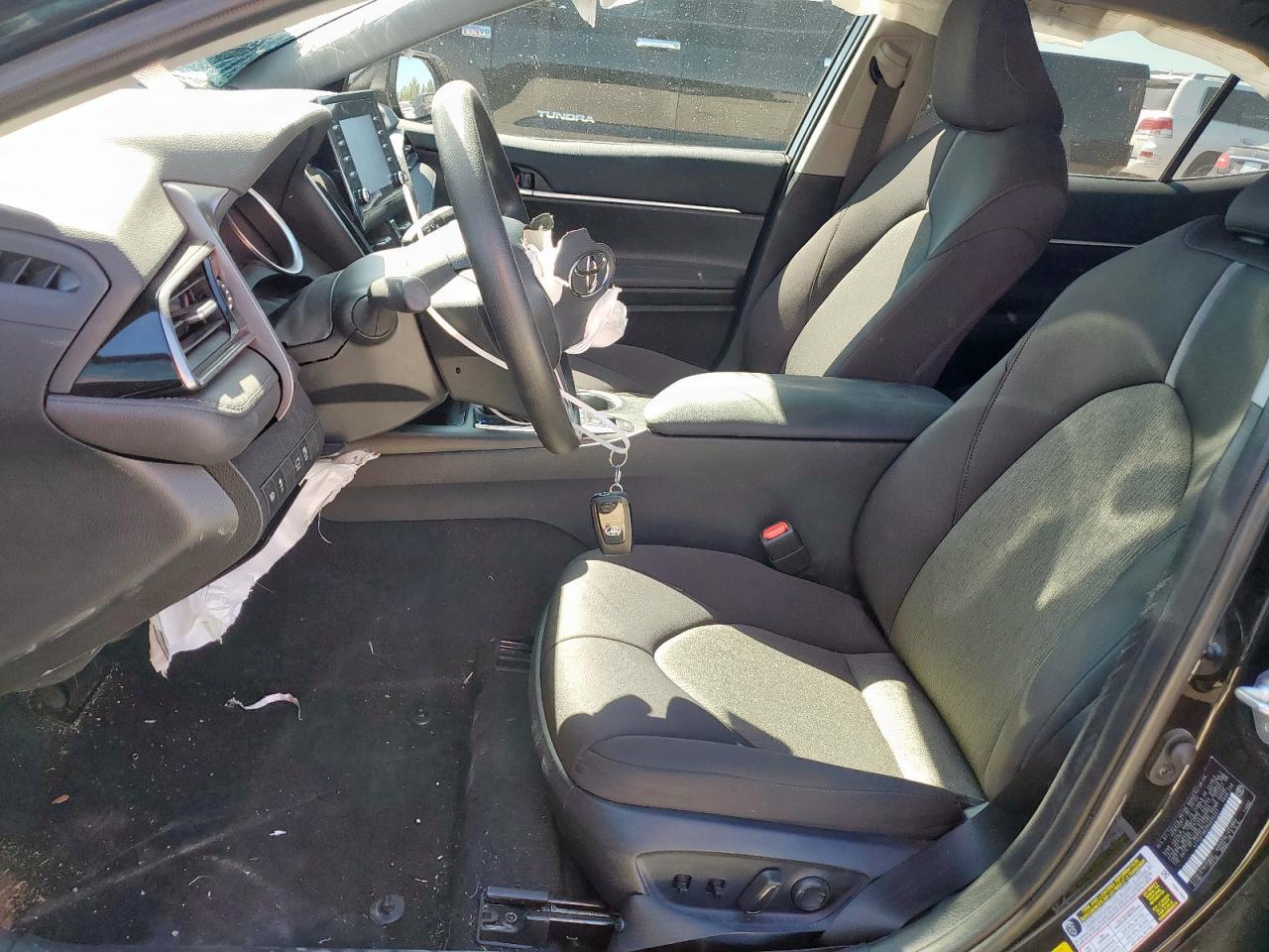 2023 Toyota Camry Le - Image 7