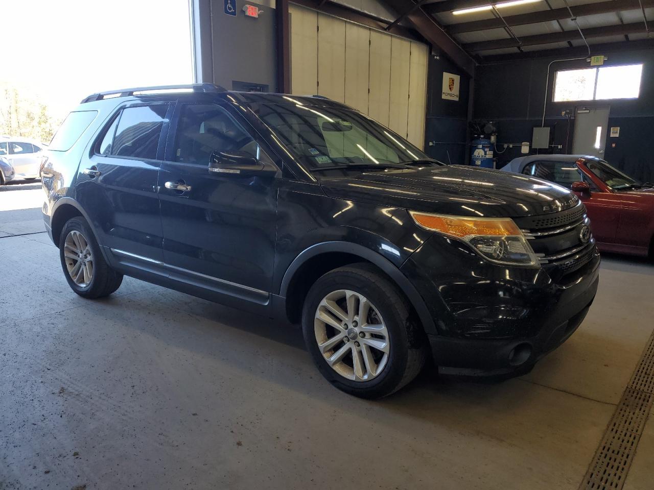 2014 Ford Explorer Xlt - Фото 4