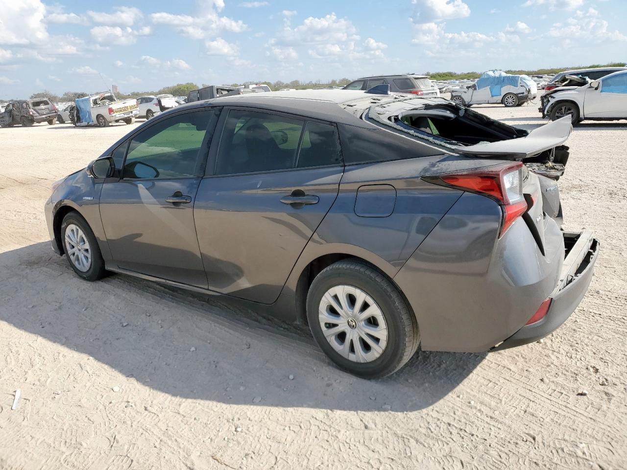 2019 Toyota Prius - Image 2