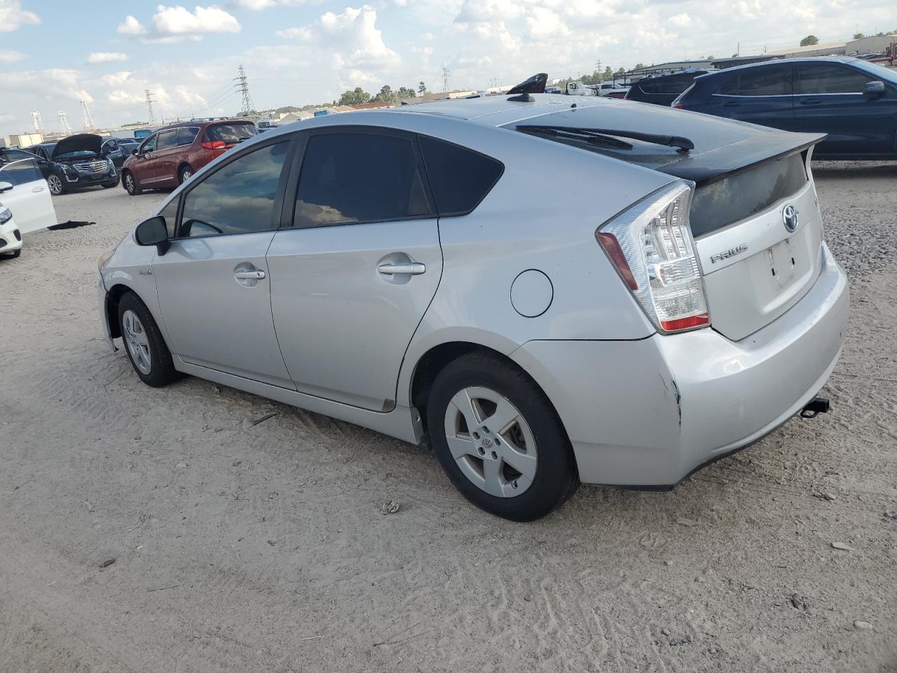 2010 Toyota Prius - Фото 2