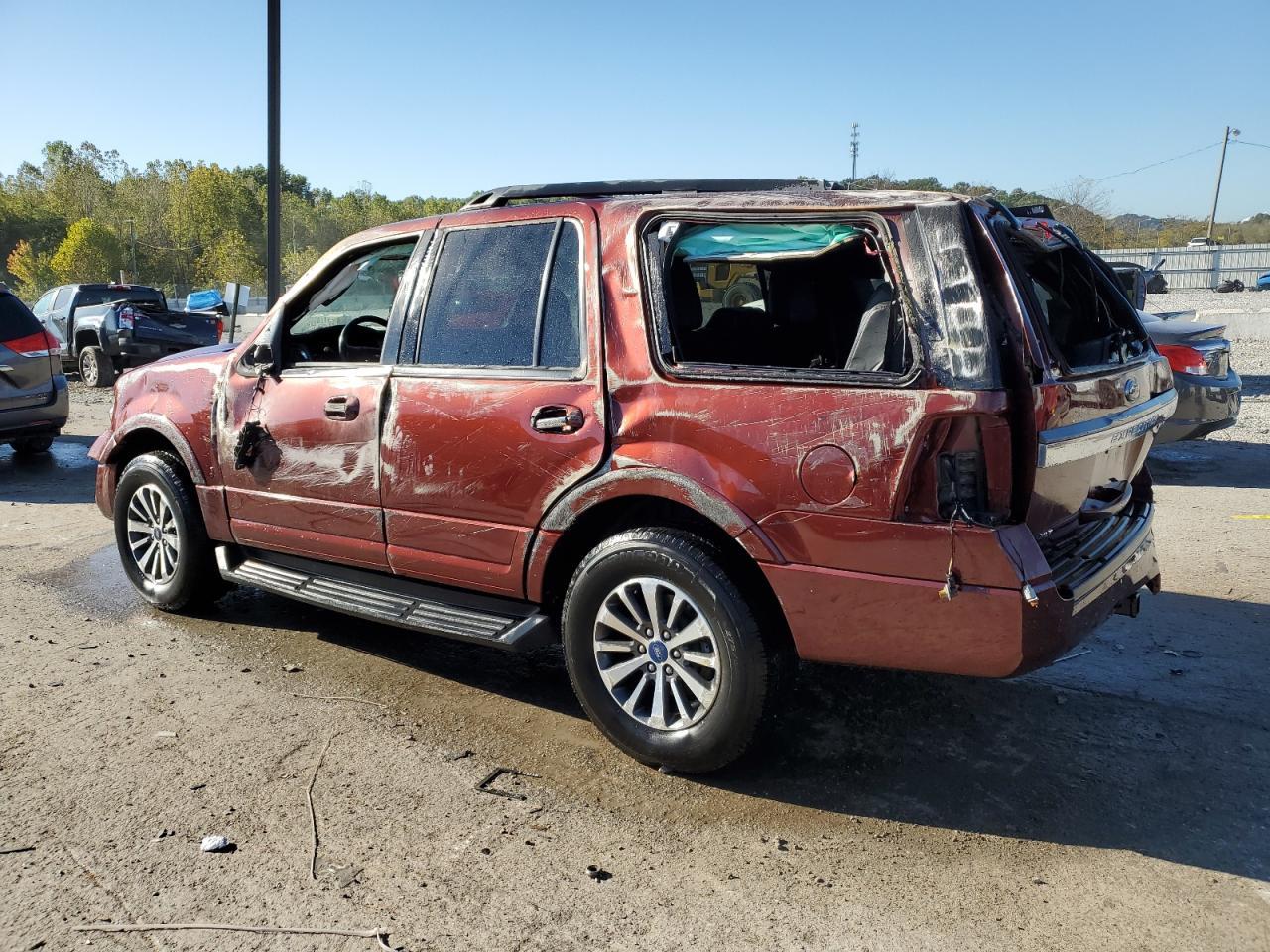 2017 Ford Expedition Xlt - Фото 2