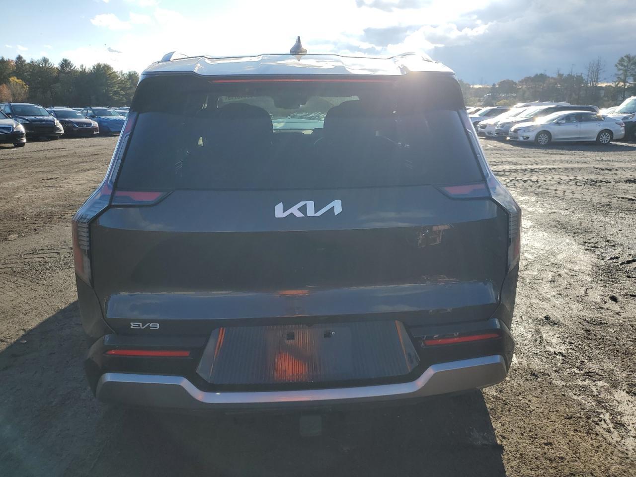 2024 Kia Ev9 Land - Image 6