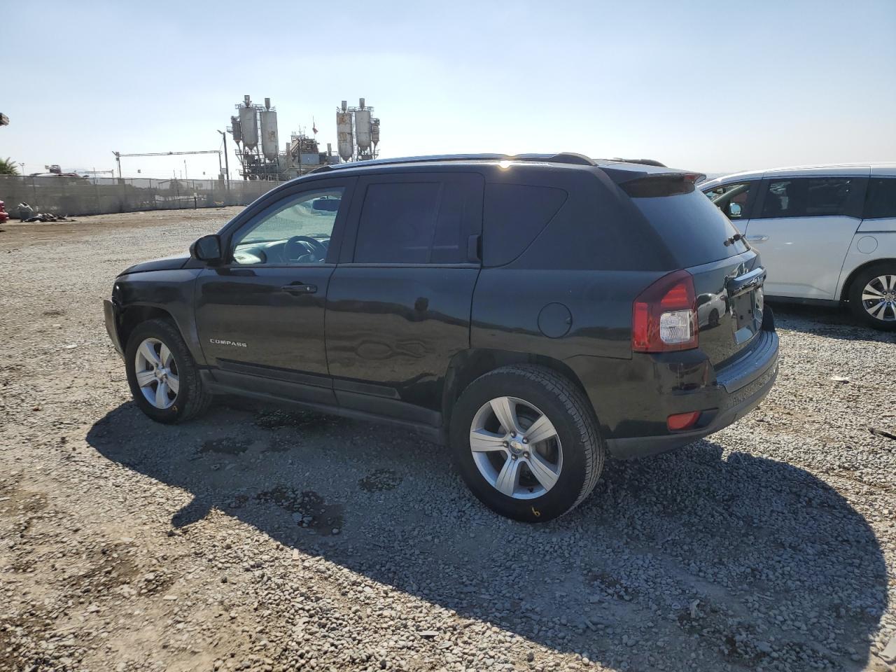 2014 Jeep Compass Sport - Фото 2