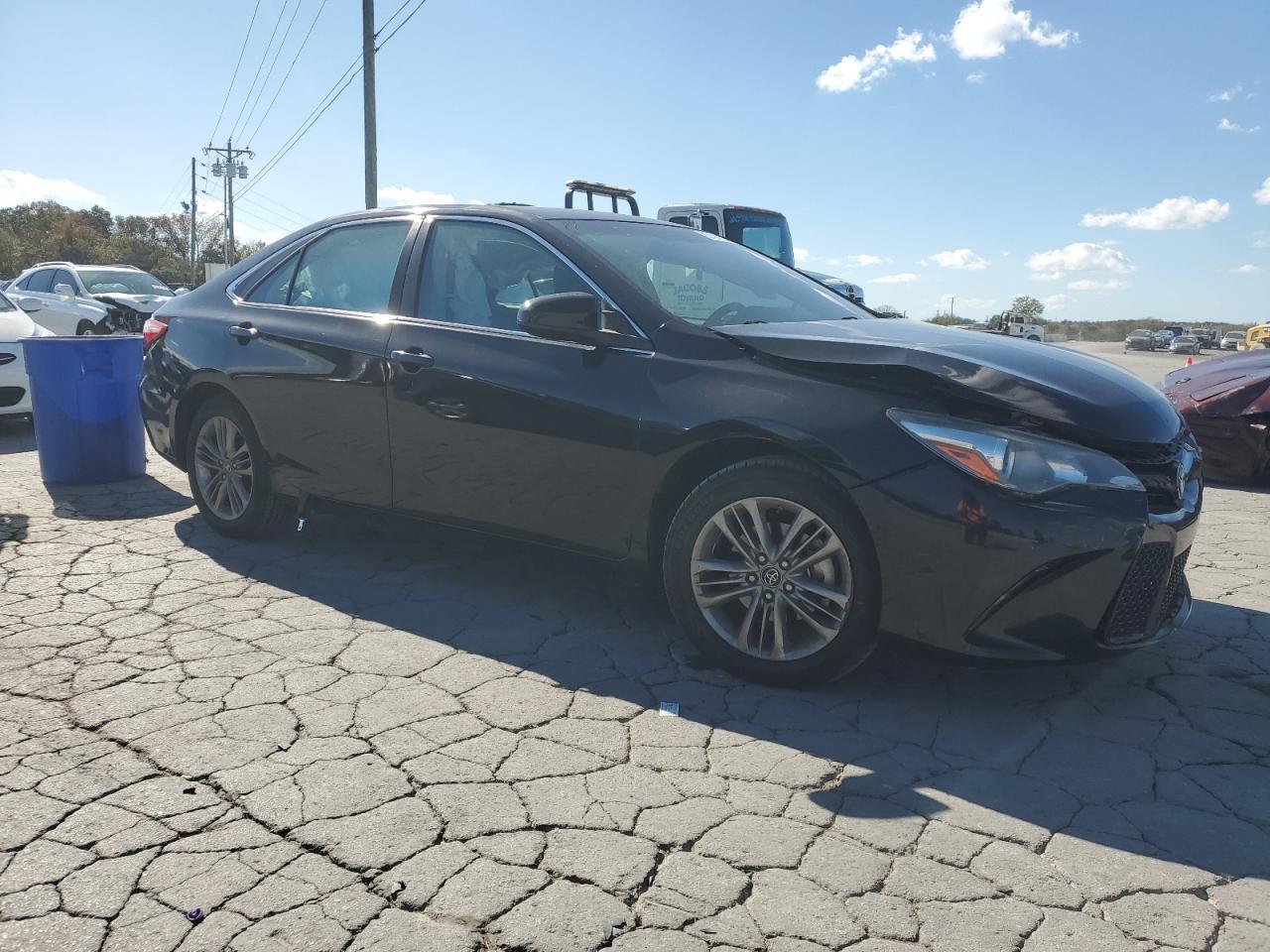 2017 Toyota Camry Le - Фото 4
