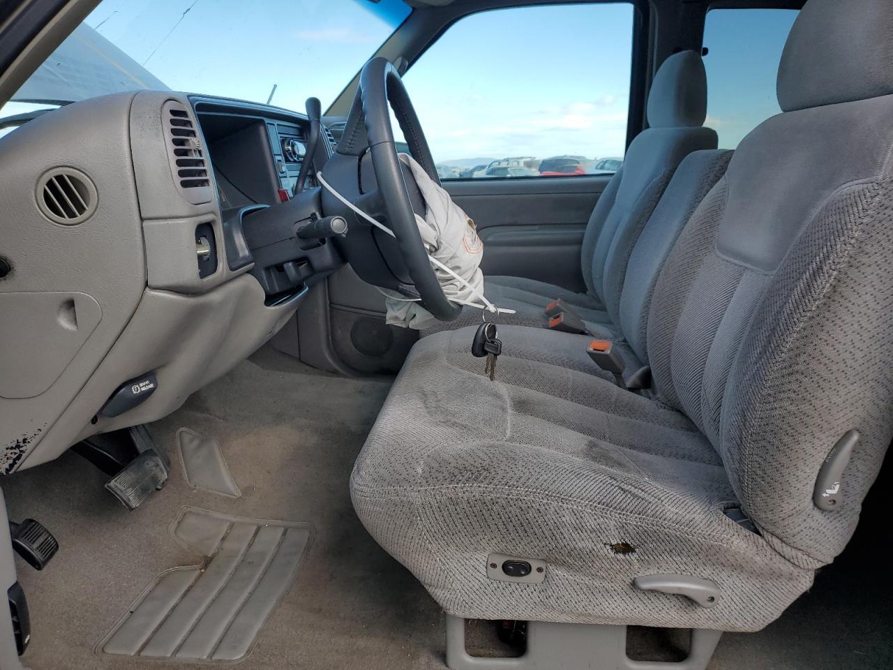 1999 Chevrolet Gmt-400 C1500 - Фото 7