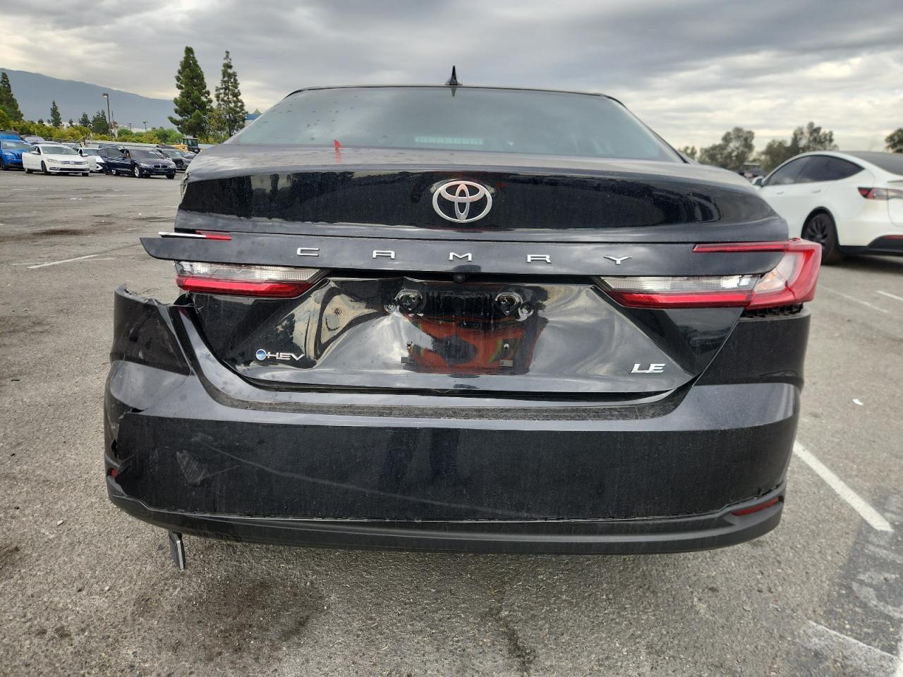 2025 Toyota Camry Le - Фото 6