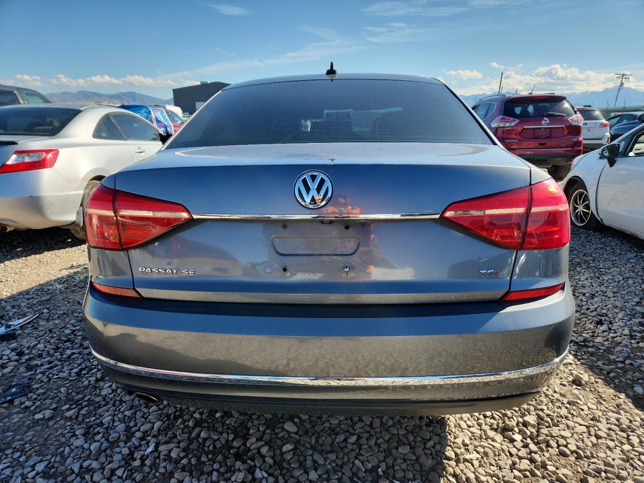 2016 Volkswagen Passat Se - Фото 6