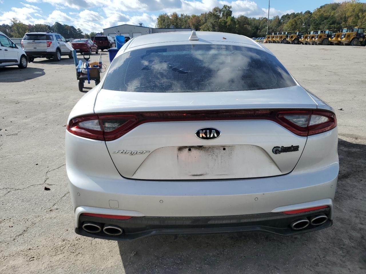 2018 Kia Stinger Premium - Фото 6