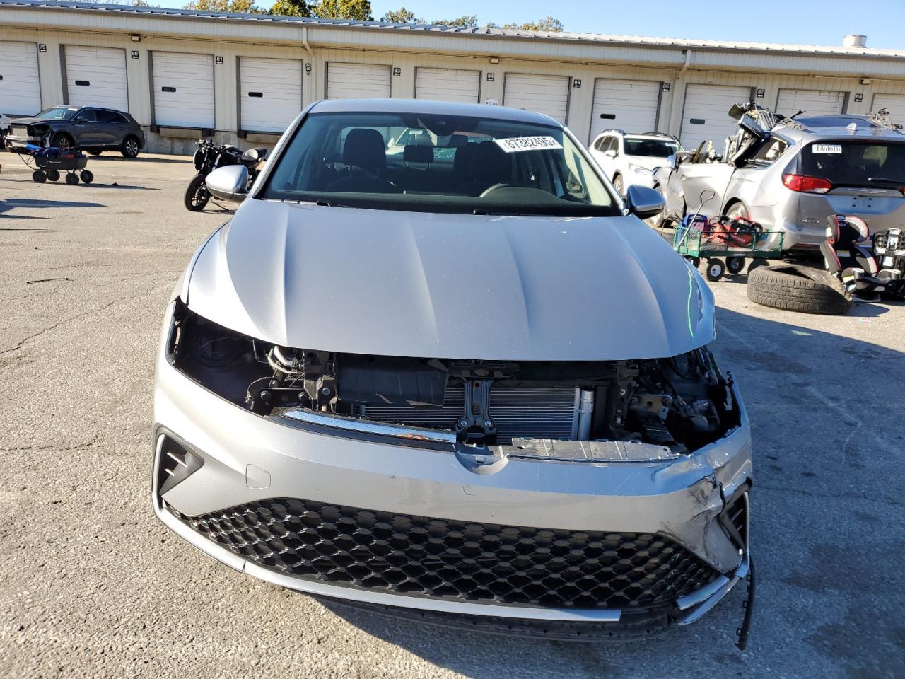 2025 Volkswagen Jetta S - Фото 5