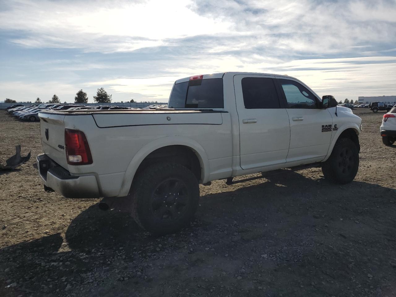 2016 Ram 2500 Laramie - Фото 3