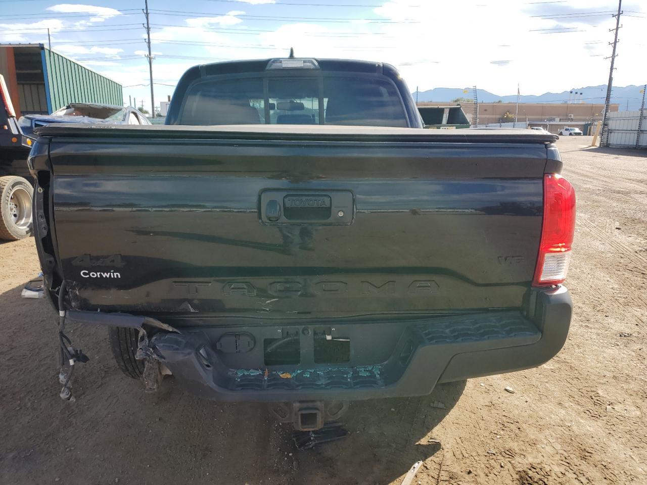 2017 Toyota Tacoma Double Cab - Фото 6