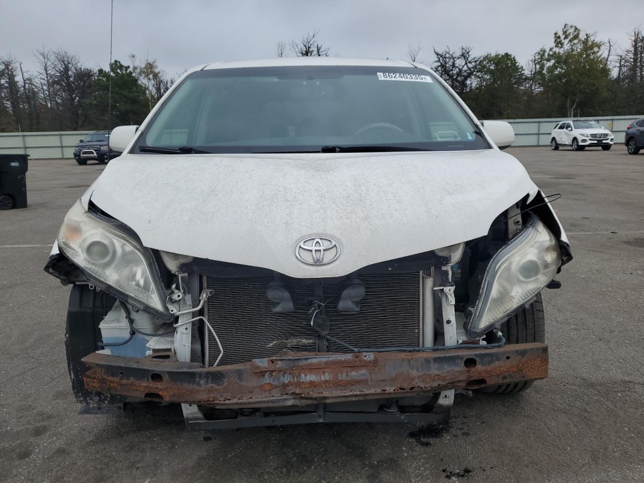 2014 Toyota Sienna Le - Фото 5