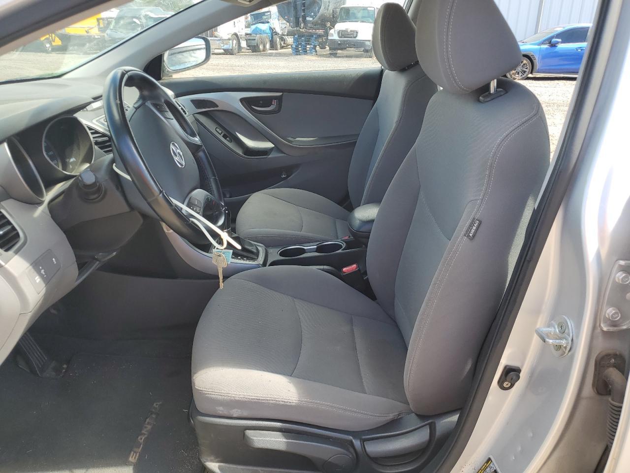 2015 Hyundai Elantra Se - Image 7