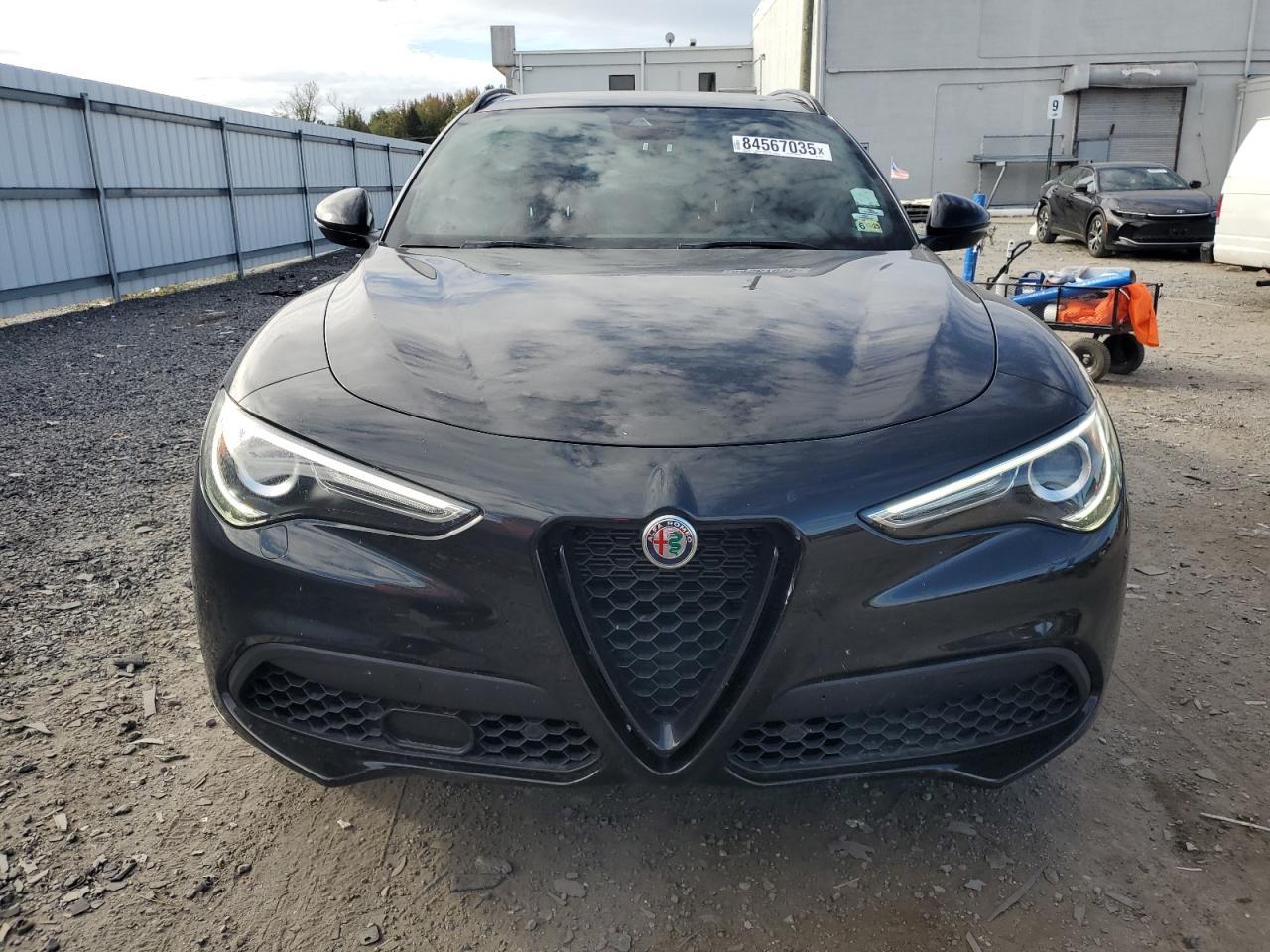2022 Alfa Romeo Stelvio Ti - Фото 5