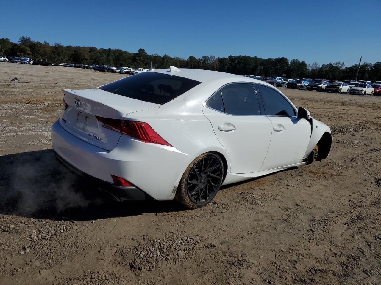 2017 Lexus Is 300 - Фото 3