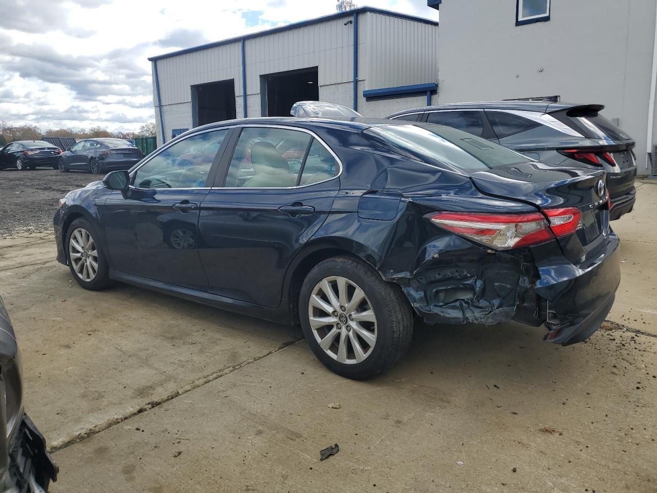 2018 Toyota Camry L - Image 2