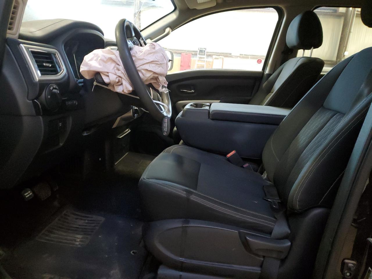 2018 Nissan Titan S - Фото 7