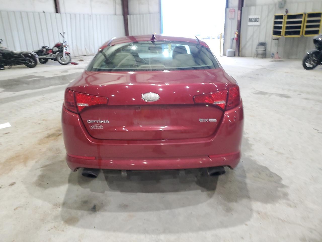 2013 Kia Optima Ex - Image 6