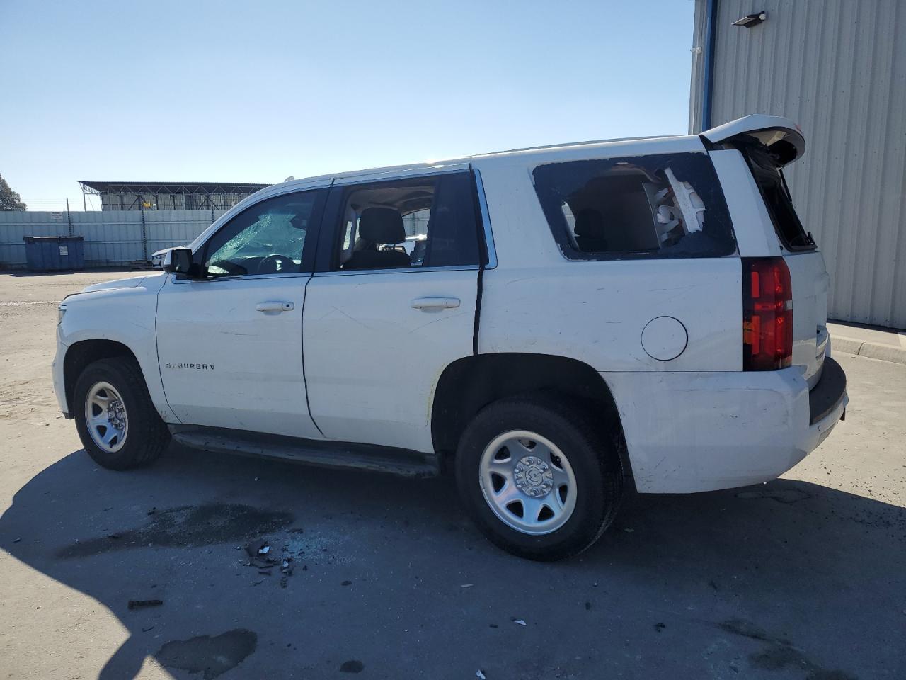 2017 Chevrolet Tahoe Police - Image 2