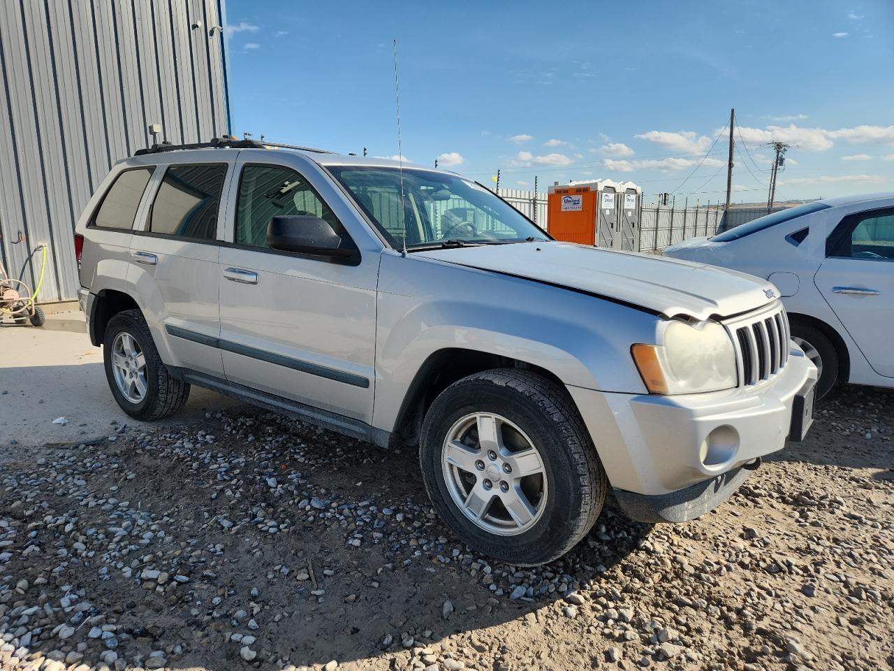 2007 Jeep Grand Cherokee Laredo - Image 4