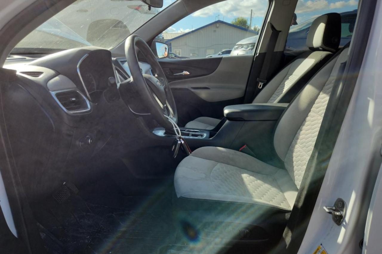 2020 Chevrolet Equinox Ls - Image 7