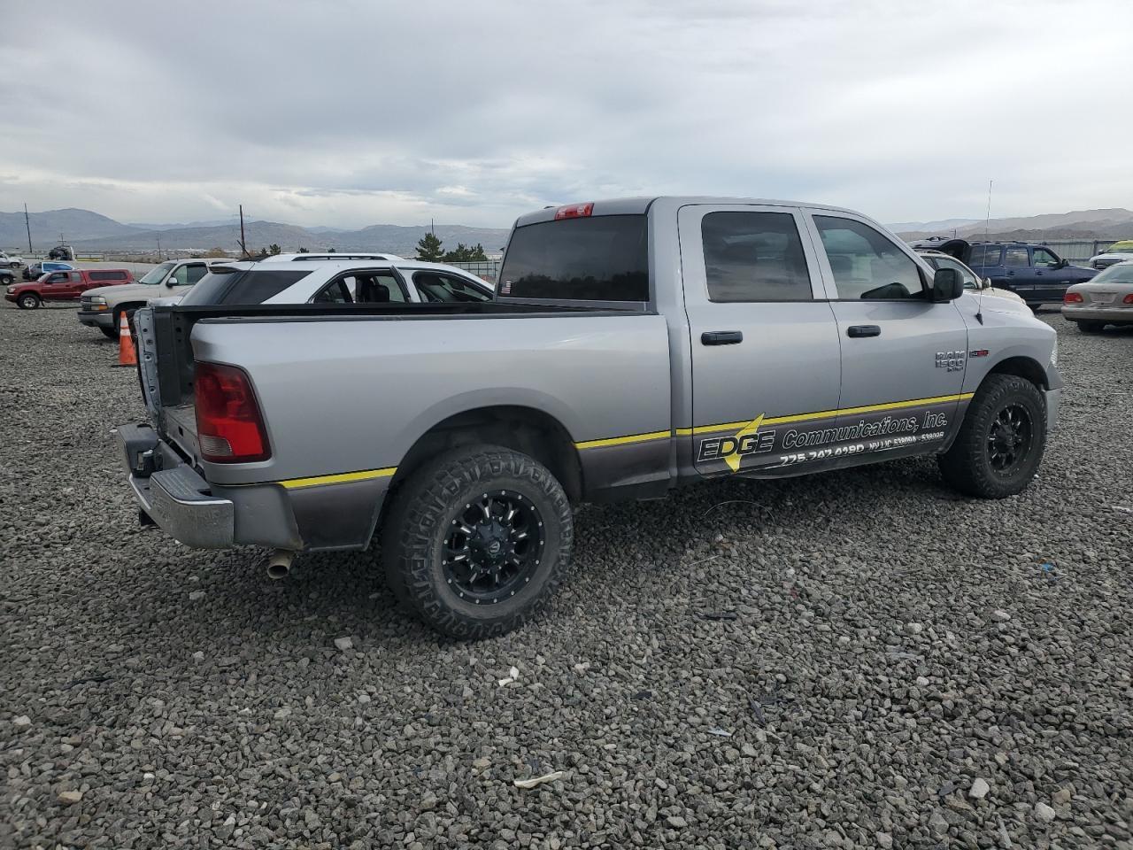 2019 Ram 1500 Classic Tradesman - Фото 3
