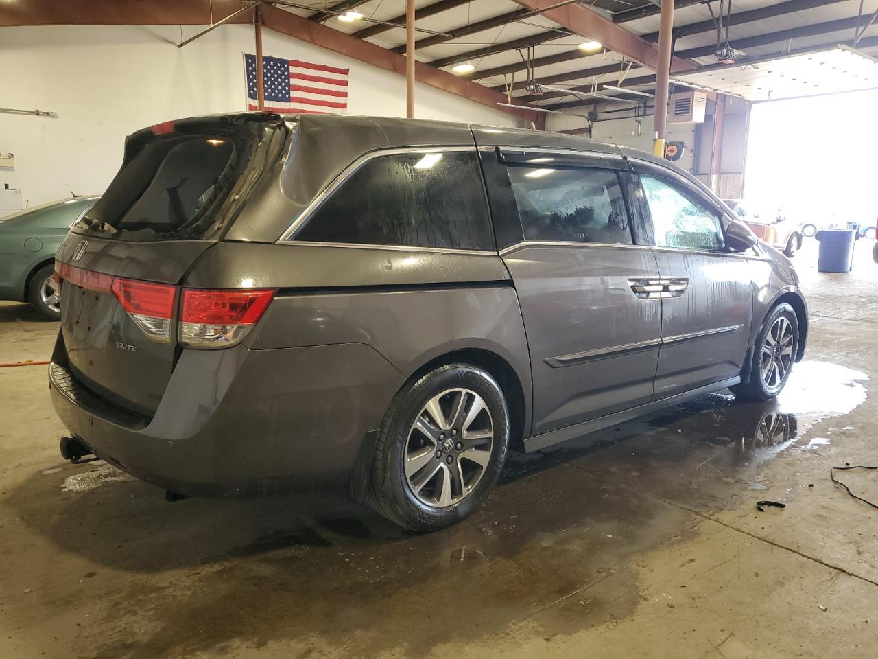 2014 Honda Odyssey Touring - Фото 3