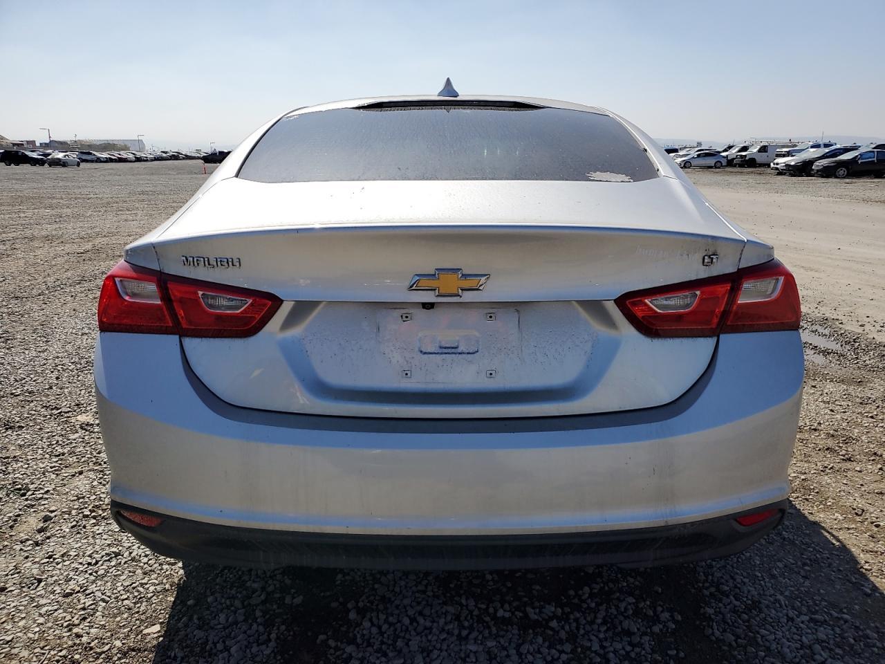 2018 Chevrolet Malibu Lt - Image 6