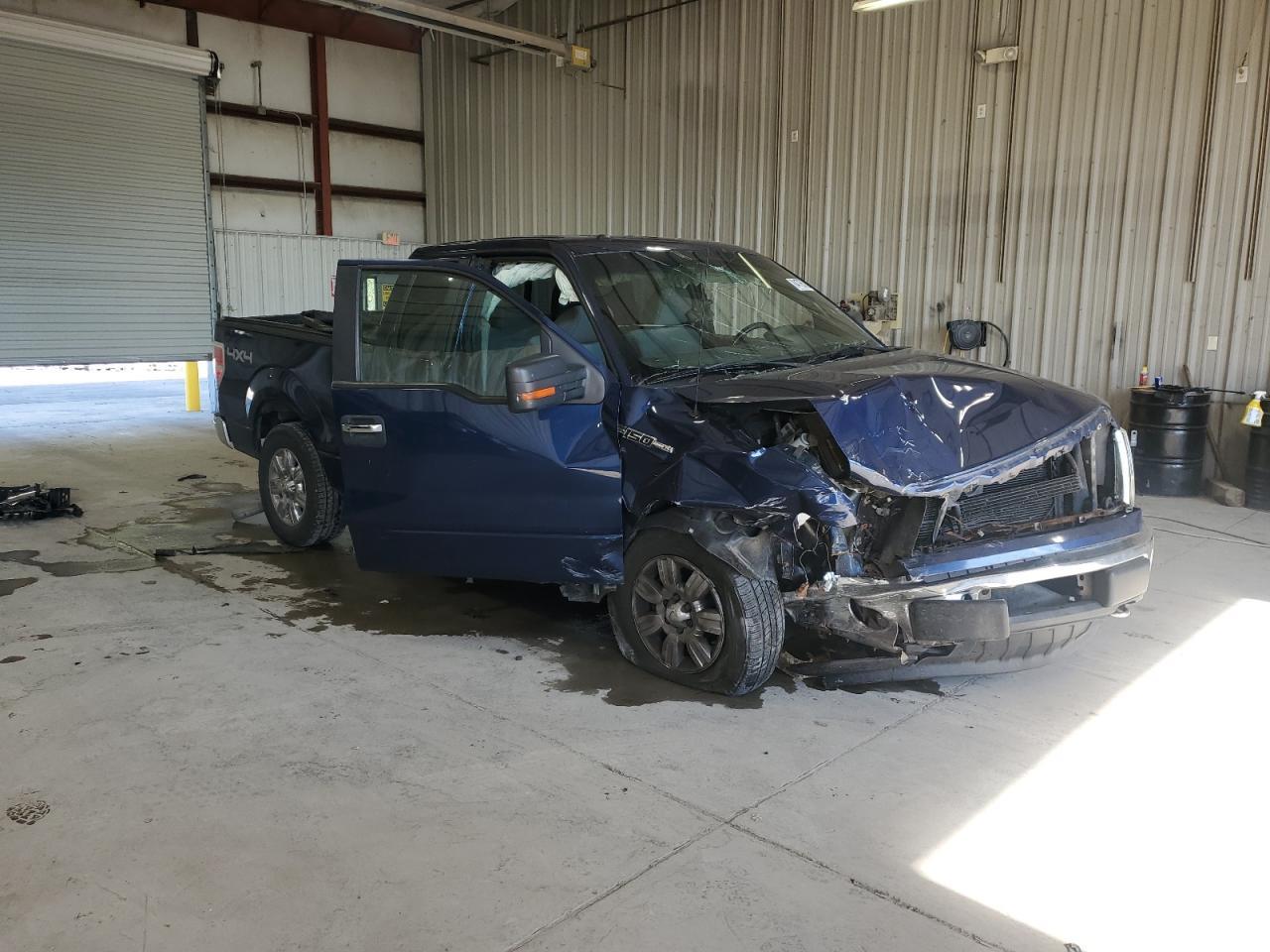 2011 Ford F150 Super Cab - Фото 4