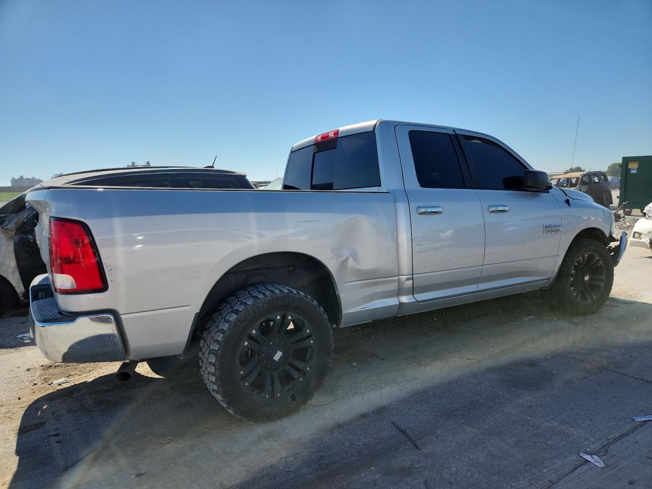 2017 Ram 1500 Slt - Image 3