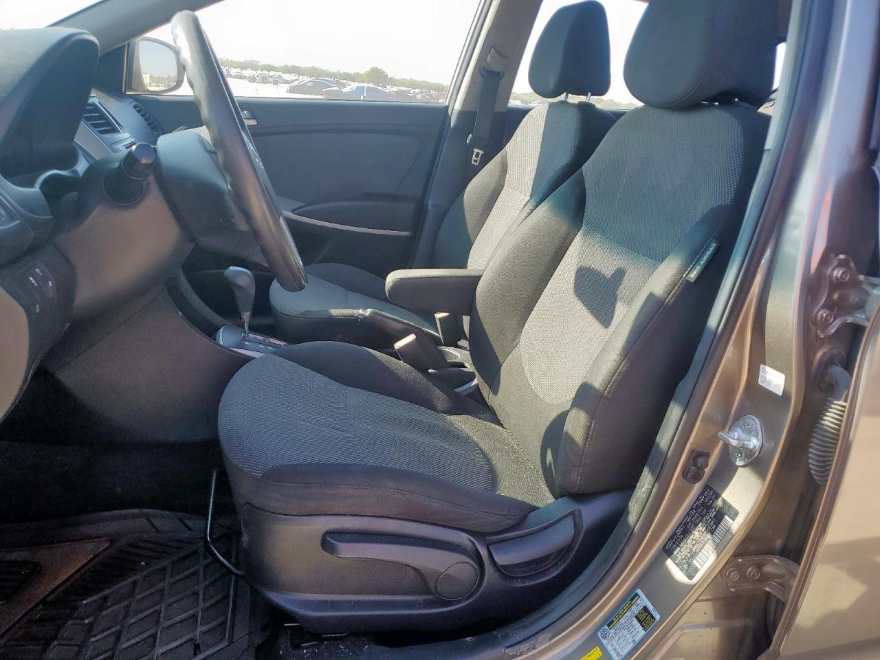 2014 Hyundai Accent Gls - Фото 7