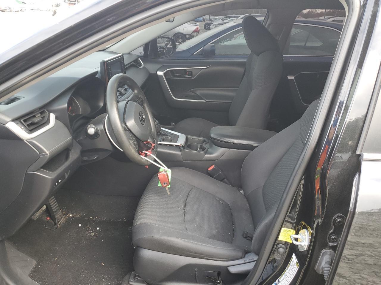 2021 Toyota Rav4 Le - Фото 7