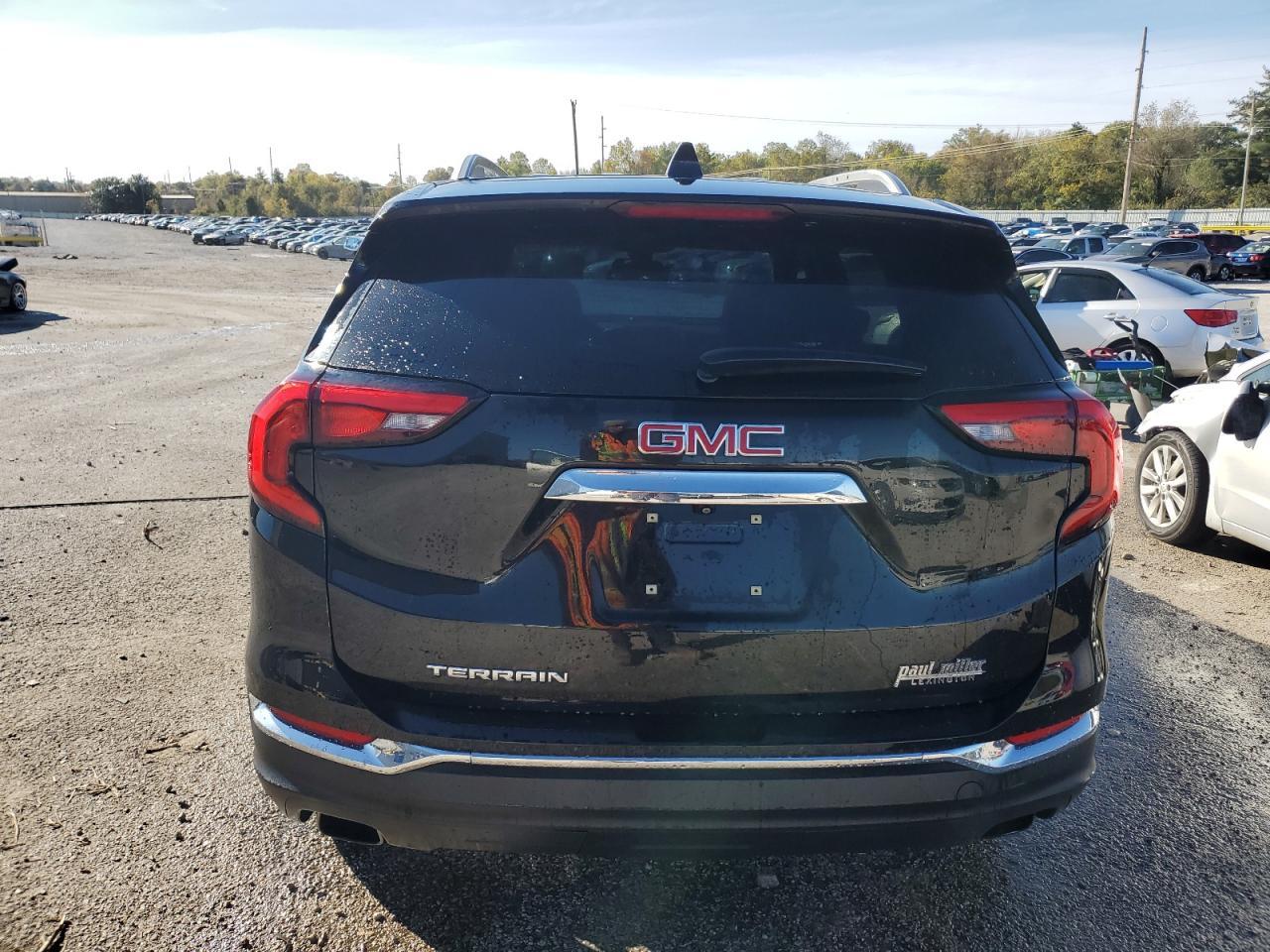 2020 GMC Terrain Slt - Image 6