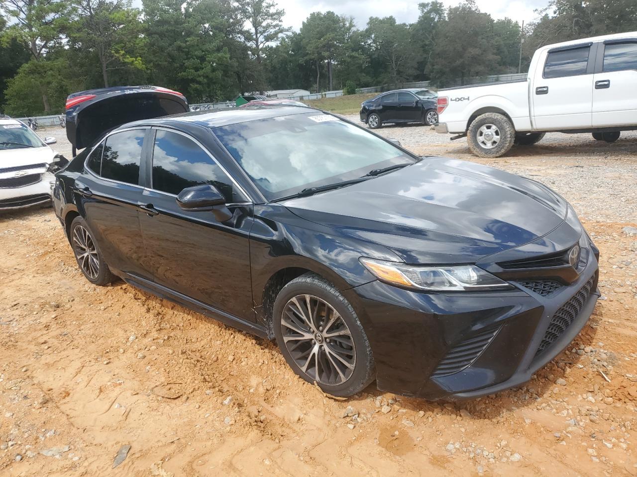 2018 Toyota Camry L - Фото 4