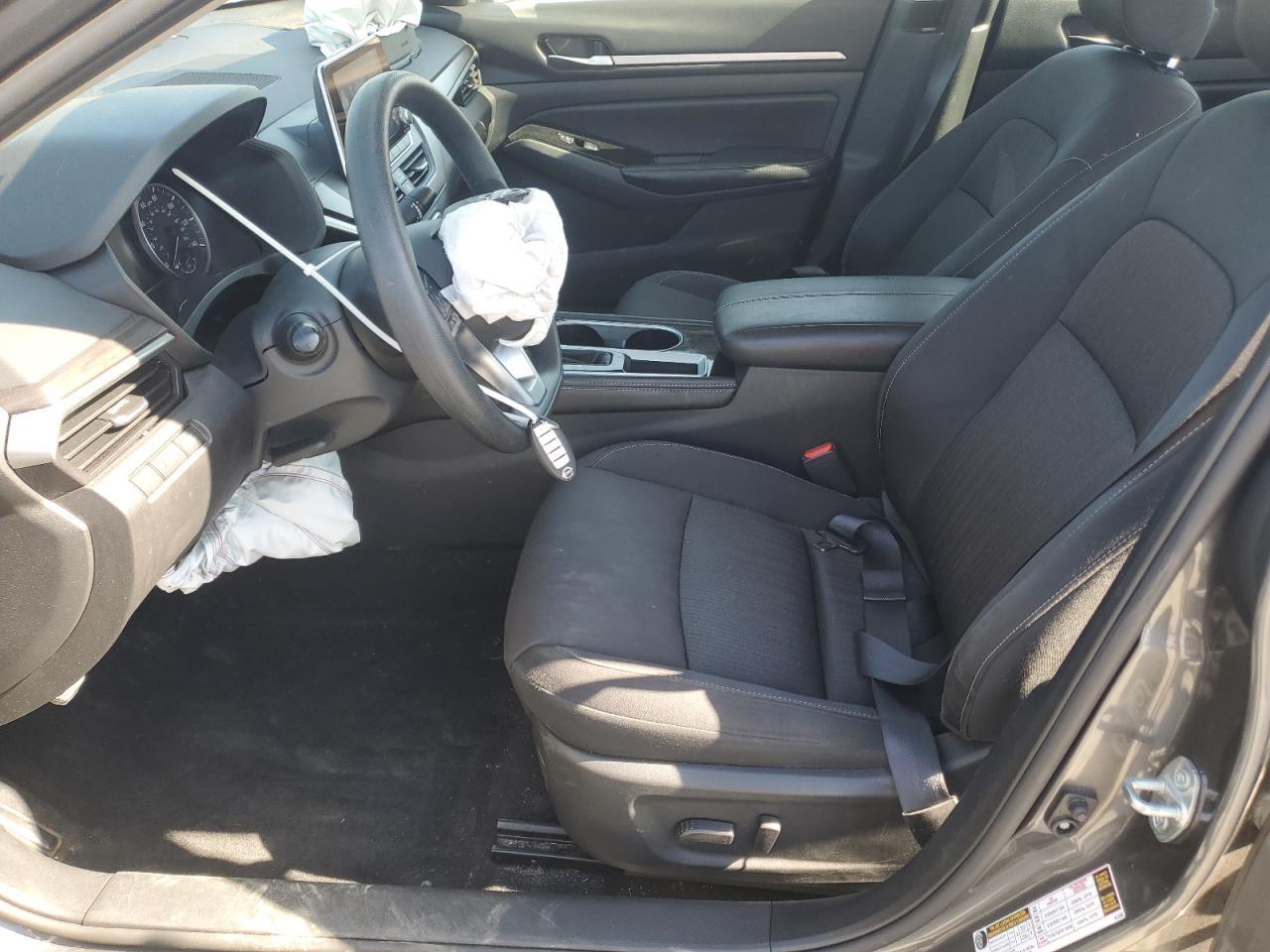 2023 Nissan Altima Sv - Image 7