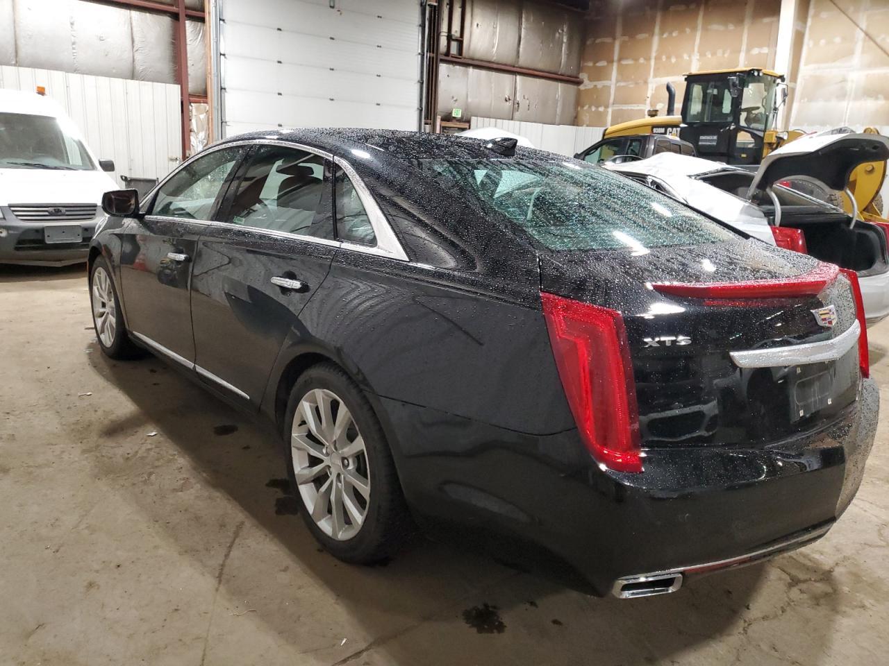 2017 Cadillac Xts Luxury - Фото 2